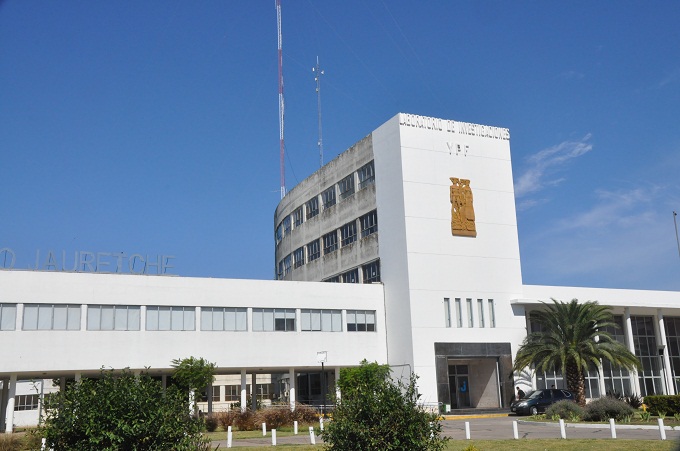 Edificio Mosconi, Fachada