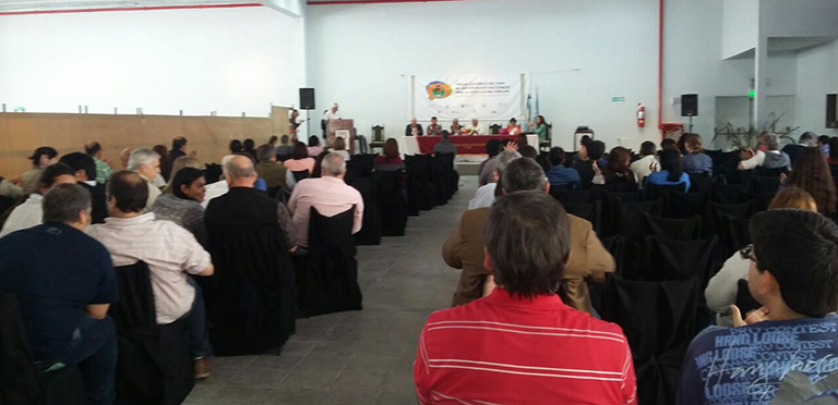 Estudiantes De La UNAJ En El Tercer Congreso Del Foro De Universidades Nacionales Para La Agricultura Familiar En Corrientes