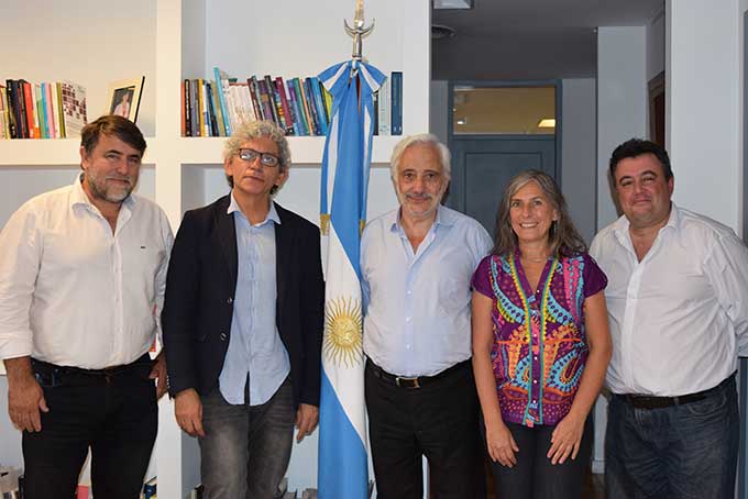 El rector de la Universidad Nacional de Educación de Ecuador en la UNAJ 