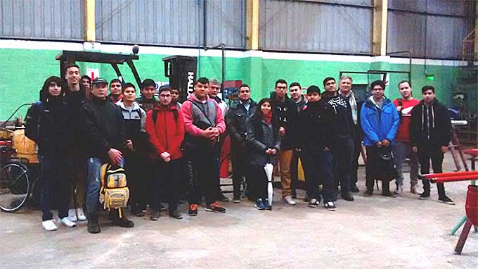 Estudiantes De Ingeniería Visitaron Empresa De Varela