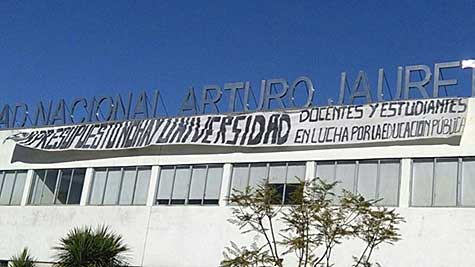 El ajuste en las universidades del conurbano: en la UNAJ aseguran que podrán pagar sueldos sólo hasta Octubre