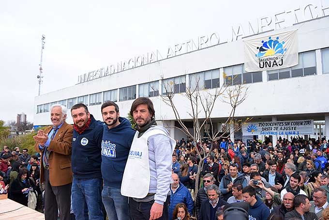 Salvemos A La UNAJ: La Comunidad Reafirmó Su Apoyo A La Universidad Nacional Arturo Jauretche