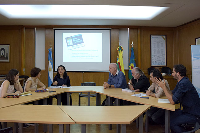 Investigadora china participó de un conversatorio en la UNAJ