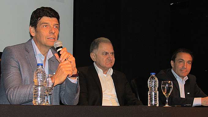 Foro popular de salud en la UNAJ