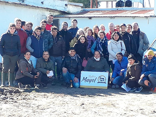 Salida De Estudiantes De La Tecnicatura En Emprendimientos Agropecuario