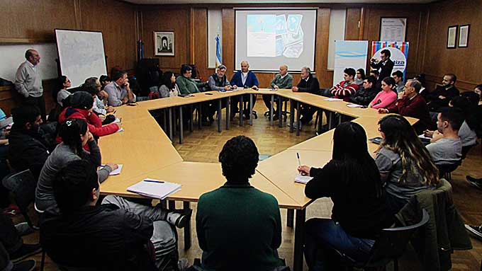 Presentación Del Libro “La Comunidad Imaginada Por La Comunidad Organizada”, De Ariel Hartlich