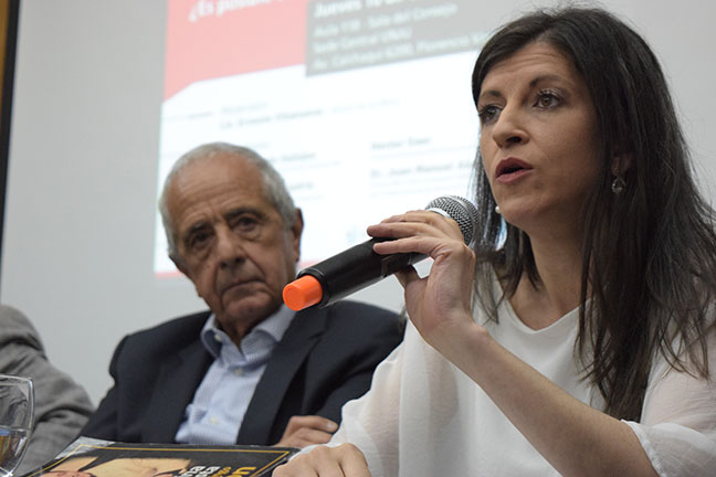 Charla Salir de la crisis ¿Es posible un nuevo contrato social?