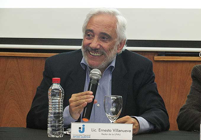 El rector Ernesto Villanueva en la reunión de la UDUAL