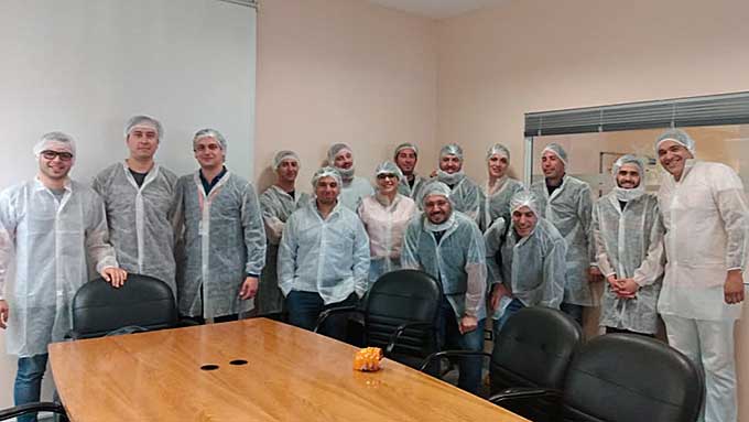 Estudiantes de Ingeniería Industrial visitaron la planta de Cañuelas Pack