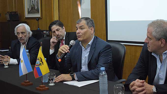 Rafael Correa Delgado fue destacado como Doctor Honoris Causa en la UNAJ