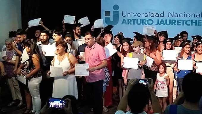 Se Entregaron Los Diplomas A Los Egresadxs Del Plan FINES 2019