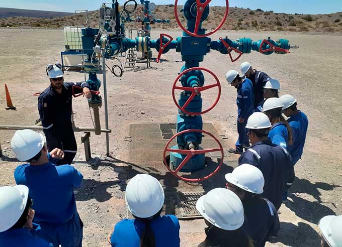 Estudiantes de Ingeniería visitaron los campos de Pampa Energía en Vaca Muerta