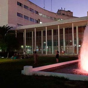 La UNAJ Recupera La Histórica Fuente De Su Sede Central