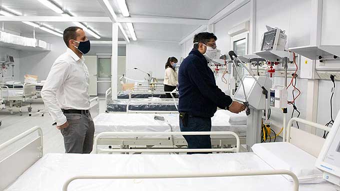 Estudiantes Y Docentes De La Carrera De Biotecnología Ponen En Marcha Los Equipos De Hospitales Modulares De La Región