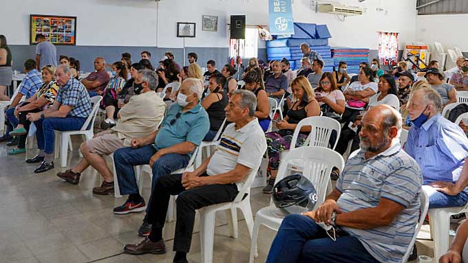 En Berazategui, el rector Arnaldo Medina asistió a su primer acto oficial para la firma de un convenio