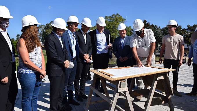 Perczyc Y Katopodis Visitaron Las Obras Del Nuevo Edificio Del Instituto De Ciencias De La Salud