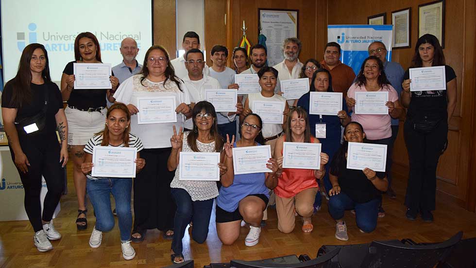 Entrega De Diplomas De La Diplomatura En Gestión Comunitaria Del Hábitat