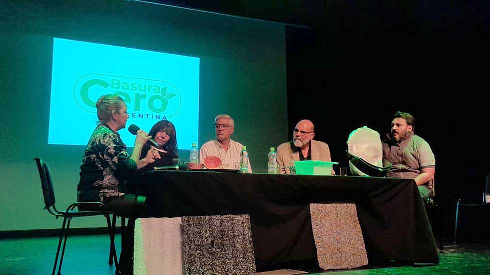 La UNAJ Participó En El Primer Encuentro Nacional De Basura Cero