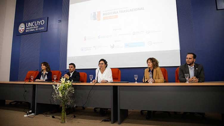 La UNAJ co-organizó el Simposio Internacional de Medicina Traslacional